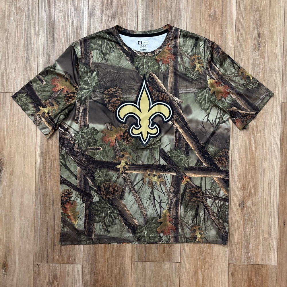 Saints  NFL Team Camouflage Tee Shirt Size XXL 2XL